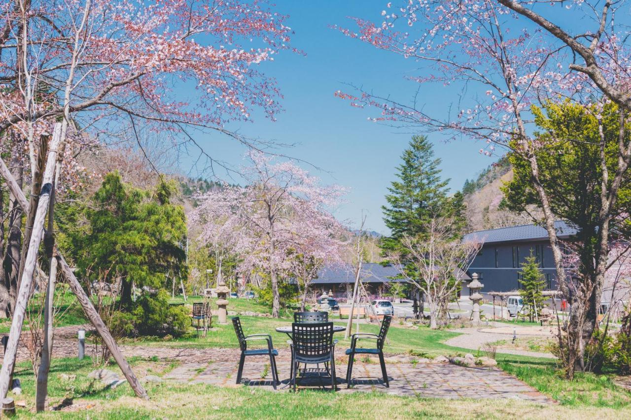 旅館 奥定山渓温泉 佳松御苑 札幌市