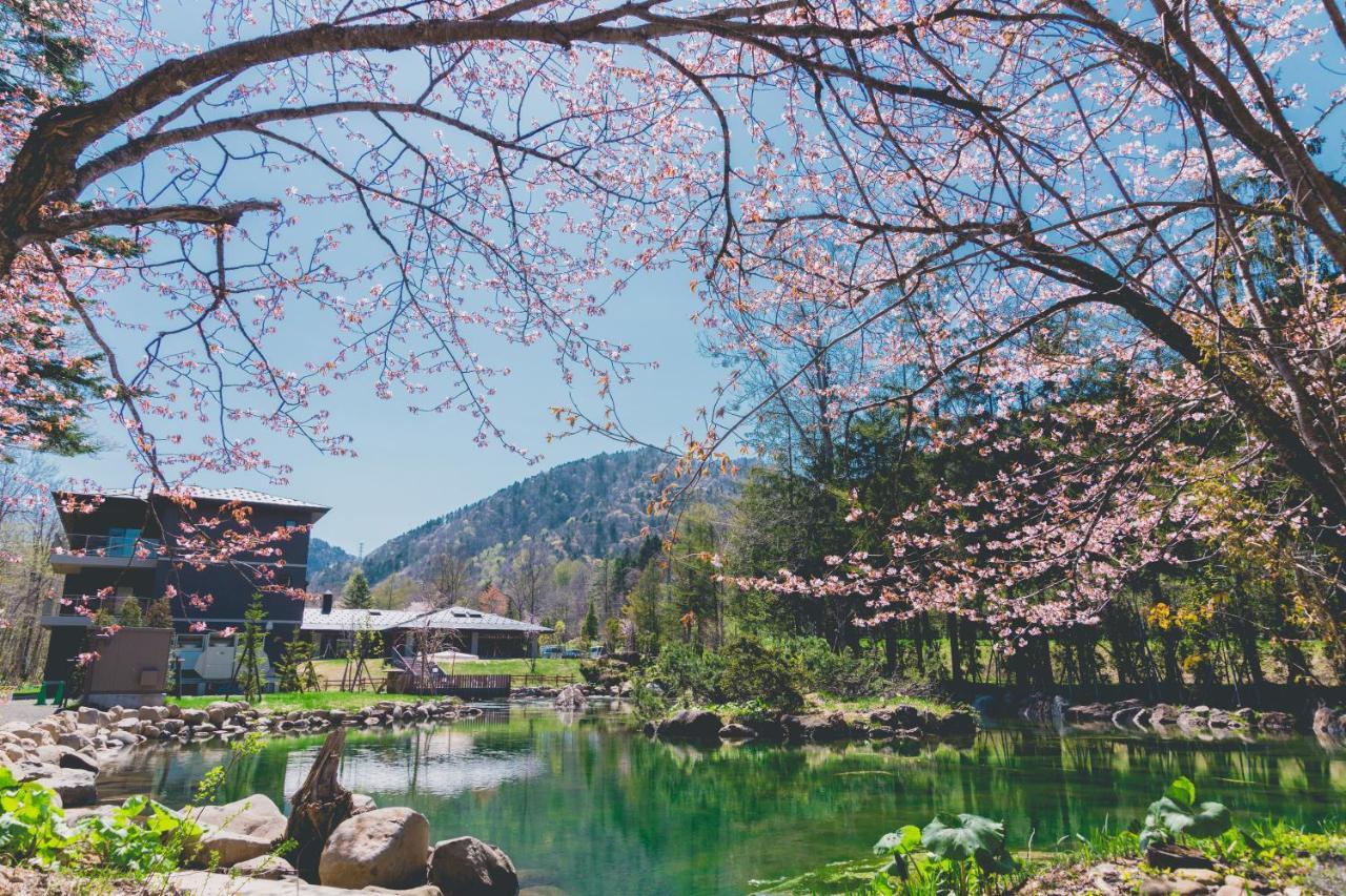 旅館 奥定山渓温泉 佳松御苑 札幌市